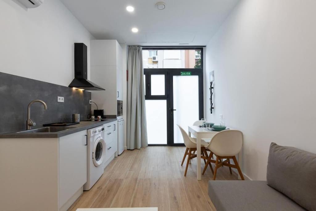 Nuevo Loft En Playa Y Cerca Del Centro, Ac Y Wifi Apartment บาเลนเซีย ภายนอก รูปภาพ
