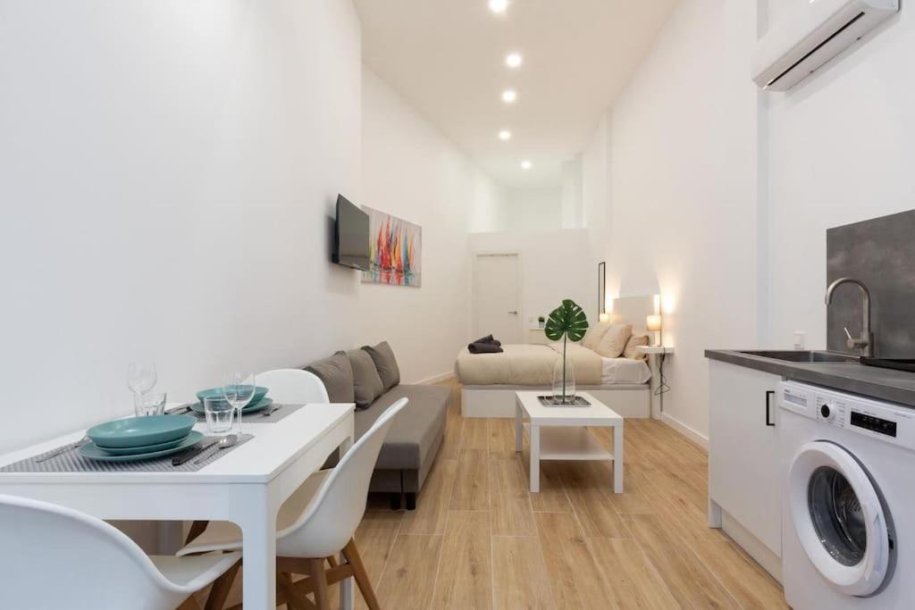 Nuevo Loft En Playa Y Cerca Del Centro, Ac Y Wifi Apartment บาเลนเซีย ภายนอก รูปภาพ