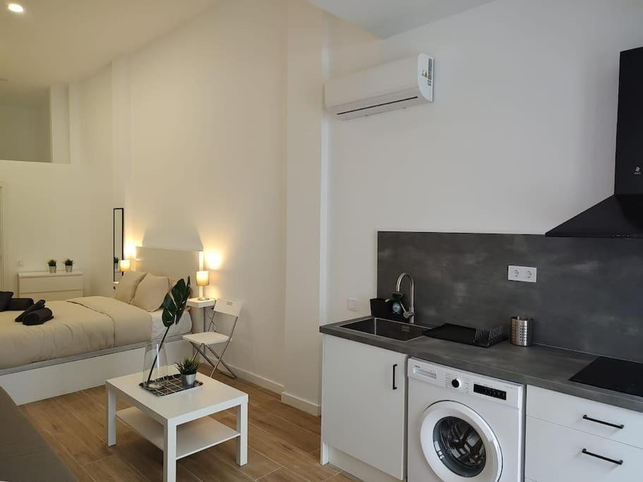 Nuevo Loft En Playa Y Cerca Del Centro, Ac Y Wifi Apartment บาเลนเซีย ภายนอก รูปภาพ