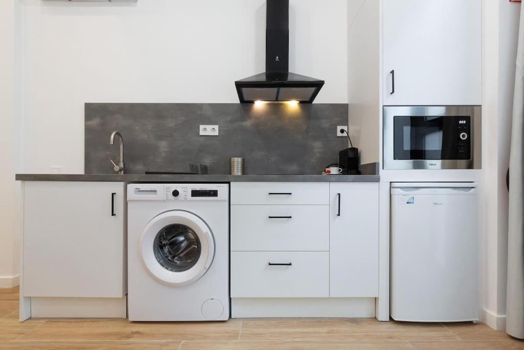 Nuevo Loft En Playa Y Cerca Del Centro, Ac Y Wifi Apartment บาเลนเซีย ภายนอก รูปภาพ